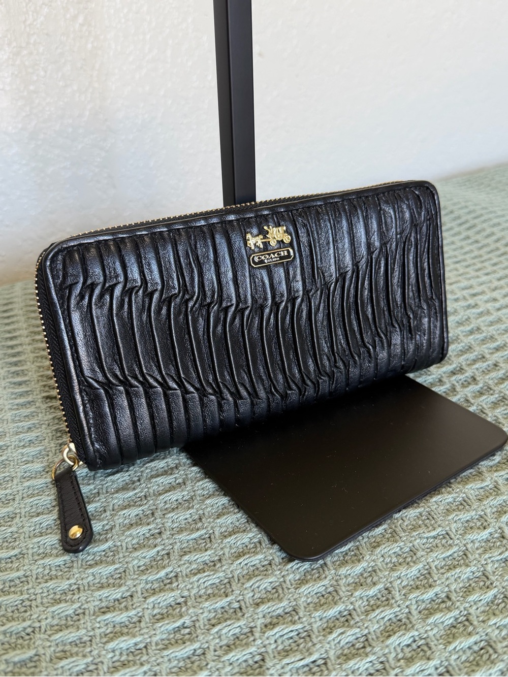 Coach Madison black gathered leather wallet